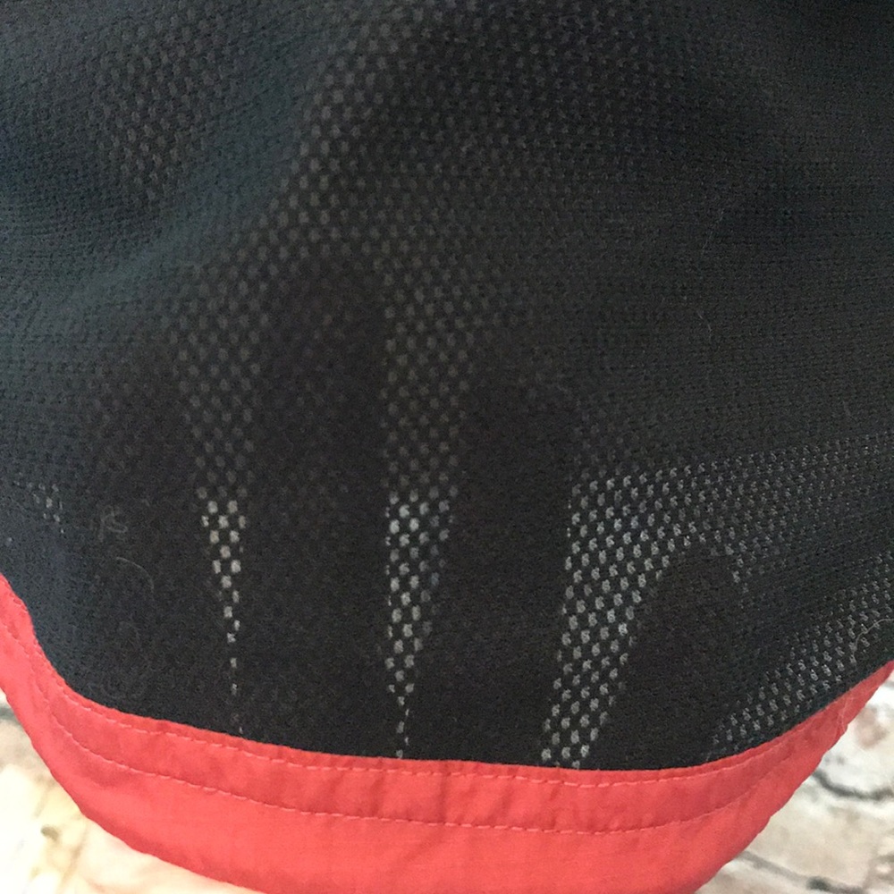 Awesome The North Face lightweight vest - Picture 7 of 8